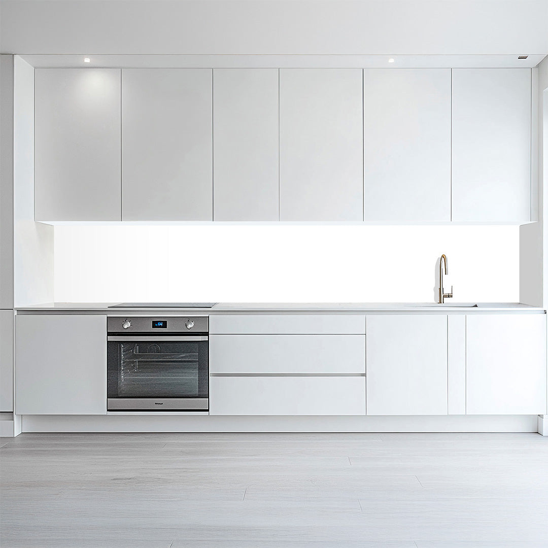 Weiß-Glanz, glänzende Küchenrückwand aus Acryl auf Alu-Verbund